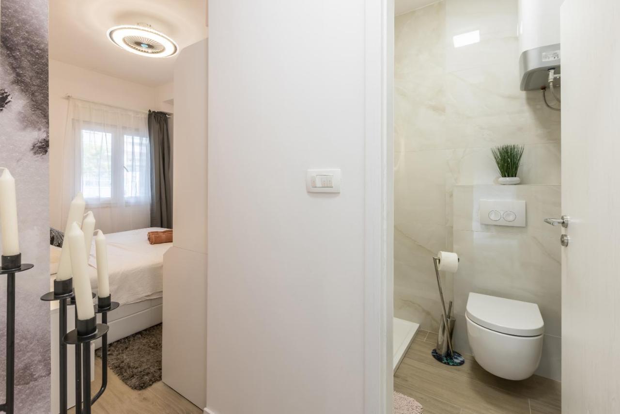 Mila Apartment Kaštela Екстериор снимка